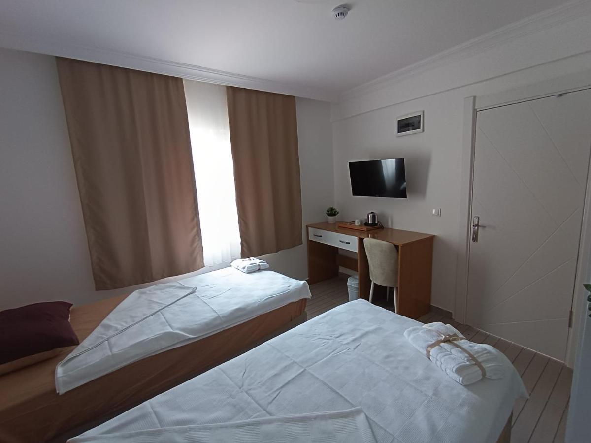 Otelia Pansiyon Ayvalı Exterior foto