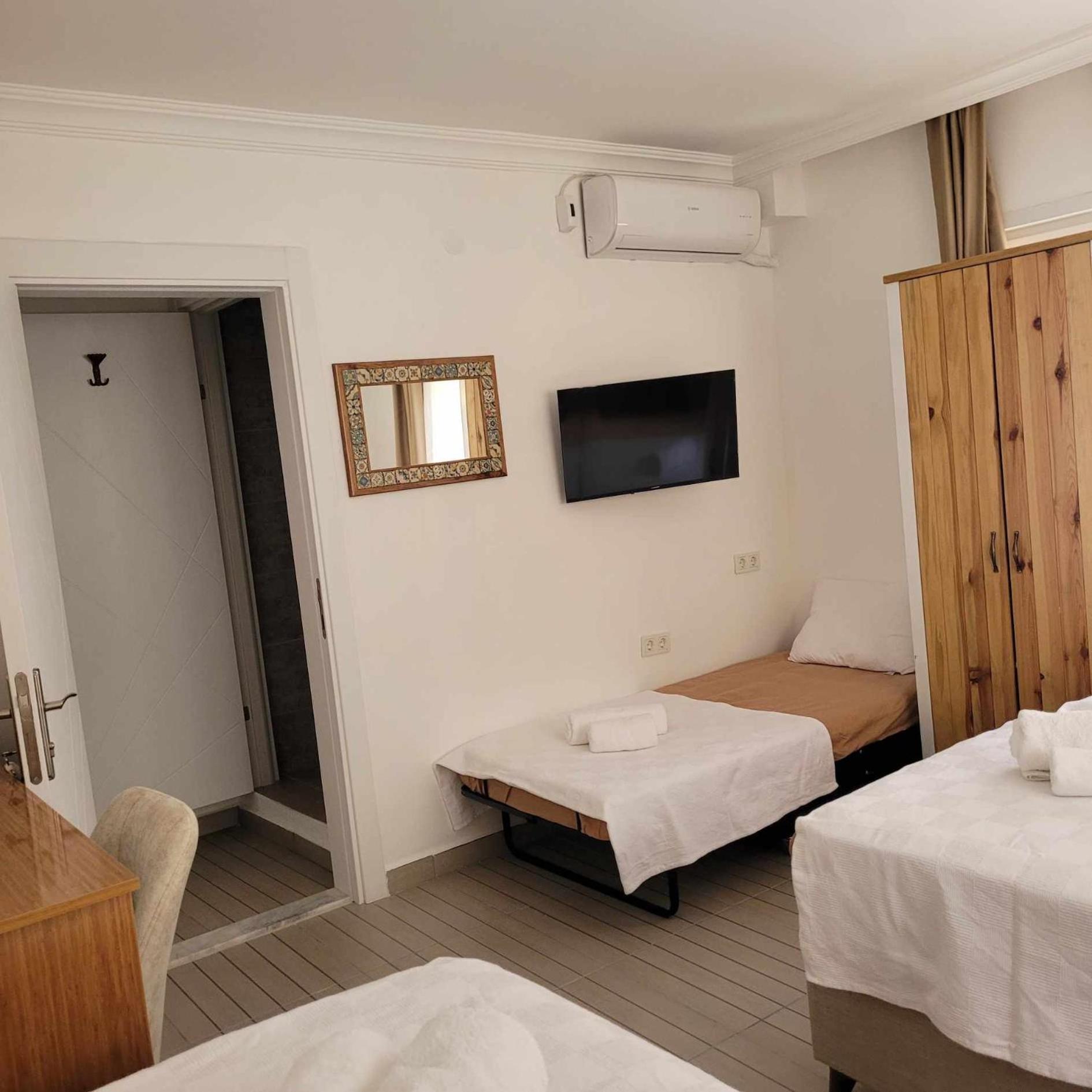 Otelia Pansiyon Ayvalı Exterior foto